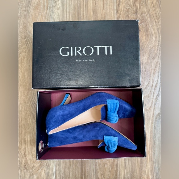 Girotti ELEGANT HEELS 17920 Blue Suede Size 40/9.5 NIB - Picture 5 of 8